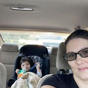 Meet your Posher, Kayla